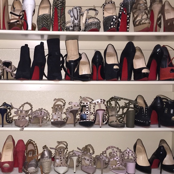 HUGE SHOE CLEAN OUT!💗👠 - Picture 3 of 4
